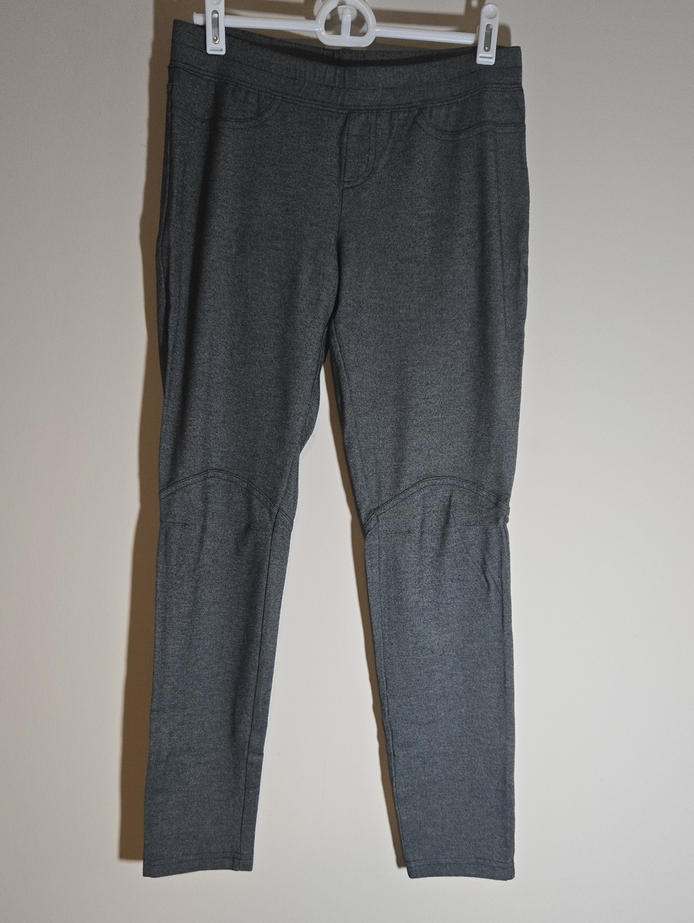 Green Dragon Gray Leggings